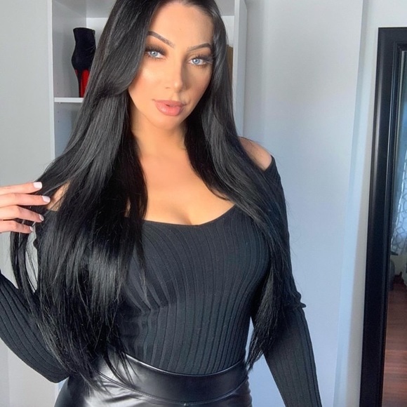 Tops - ‼️ Black Ribbed Sweater Fitted Bodysuit Shirt